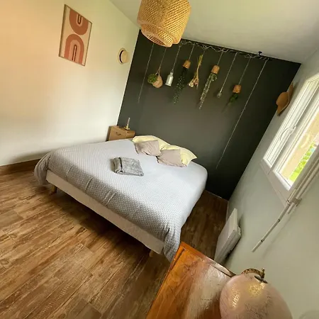 Holiday home Le Coin Des Piplettes Le Dezert